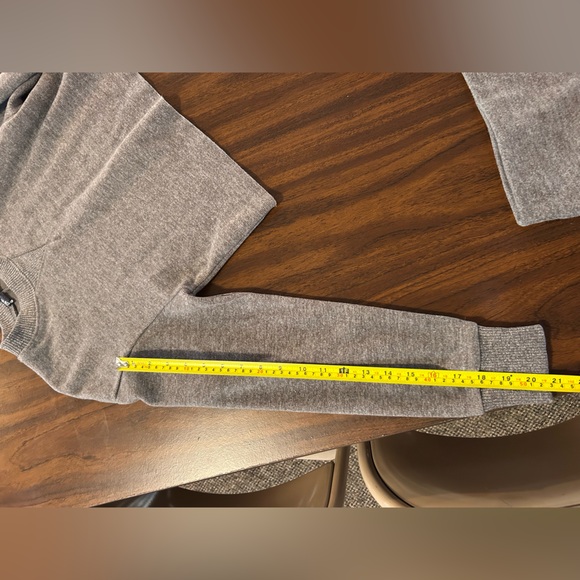 Zara 2 Pc Pencil Skirt Long Sleeve Cropped Sweater Set Gray Small - Picture 7 of 9